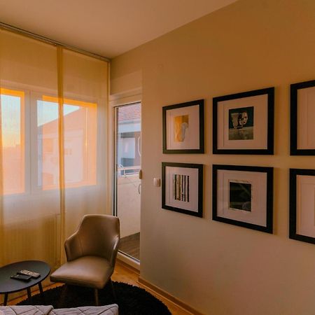 Nar Royalton Accommodation Ниш Экстерьер фото