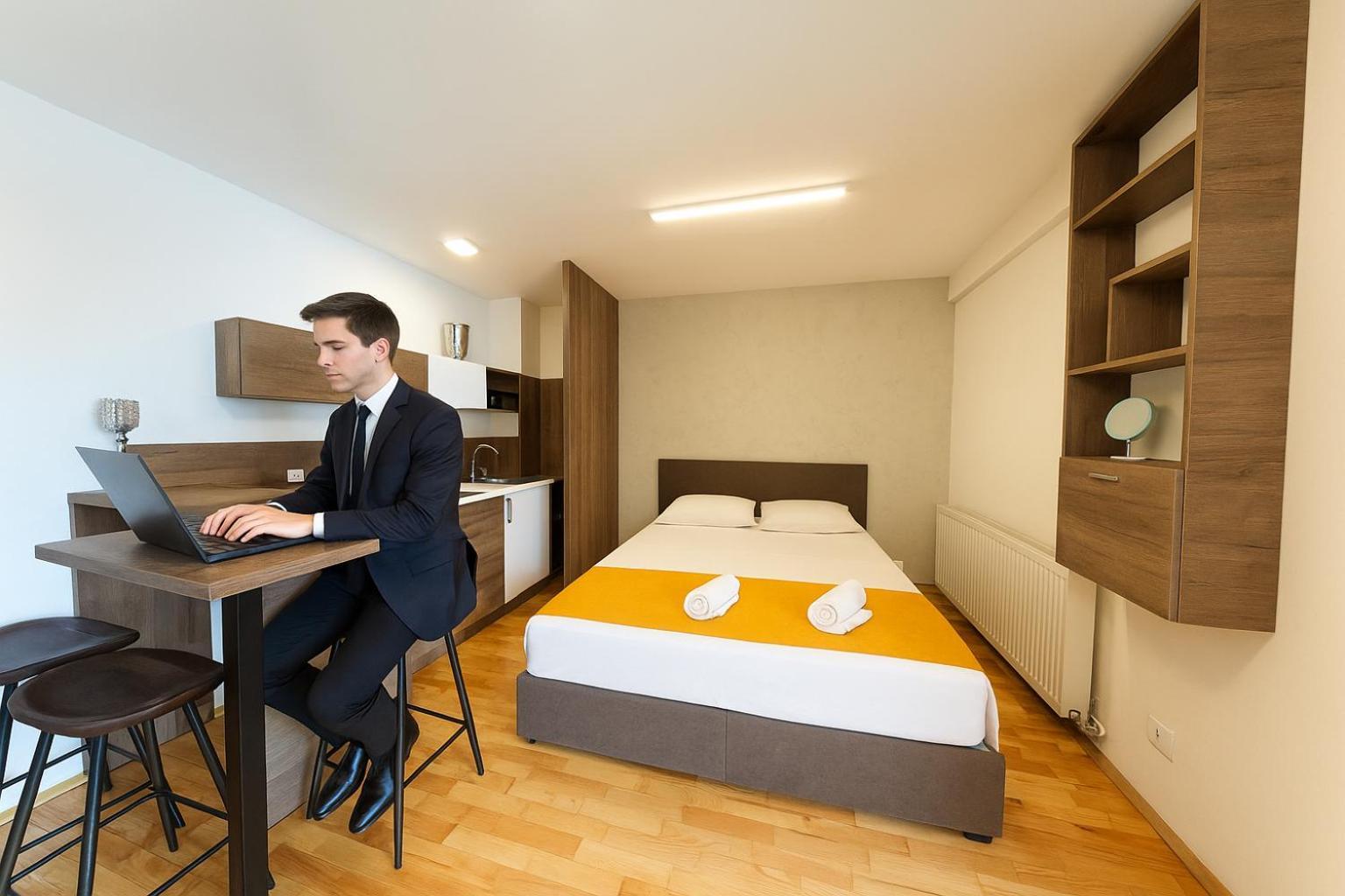 Nar Royalton Accommodation Ниш Экстерьер фото
